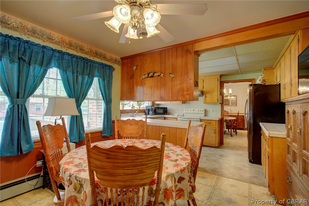 509 Meadowfield Road Yorktown, VA 23692 - Photo 15 of 31 Dining Area