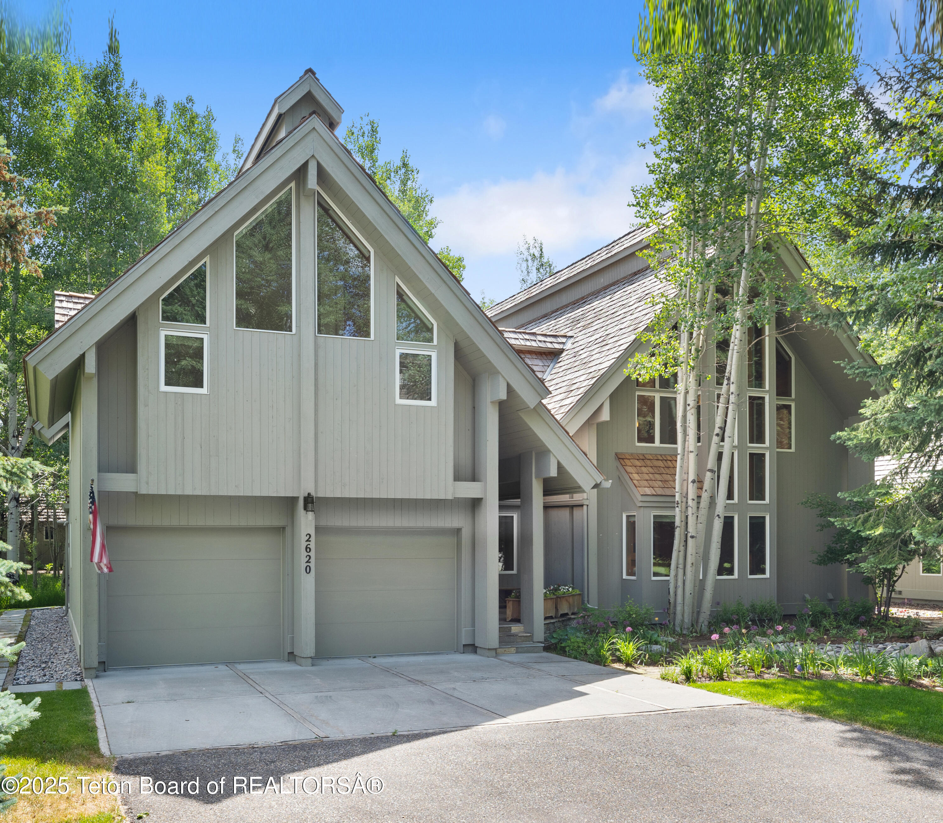 01-2620 Fairways Pl W - 01-edit (1)