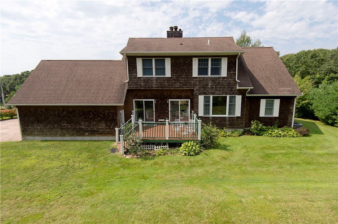 135 Winnapaug Road Westerly, RI 02891 - Photo 3 of 29