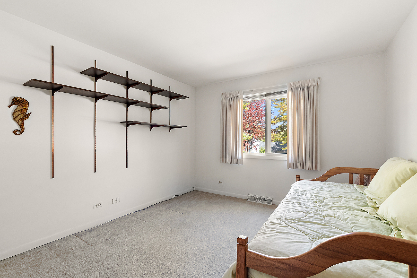 2 Vermont Circle Bolingbrook, IL 60440 - Photo 14 of 19 a bedroom with a bed and a window