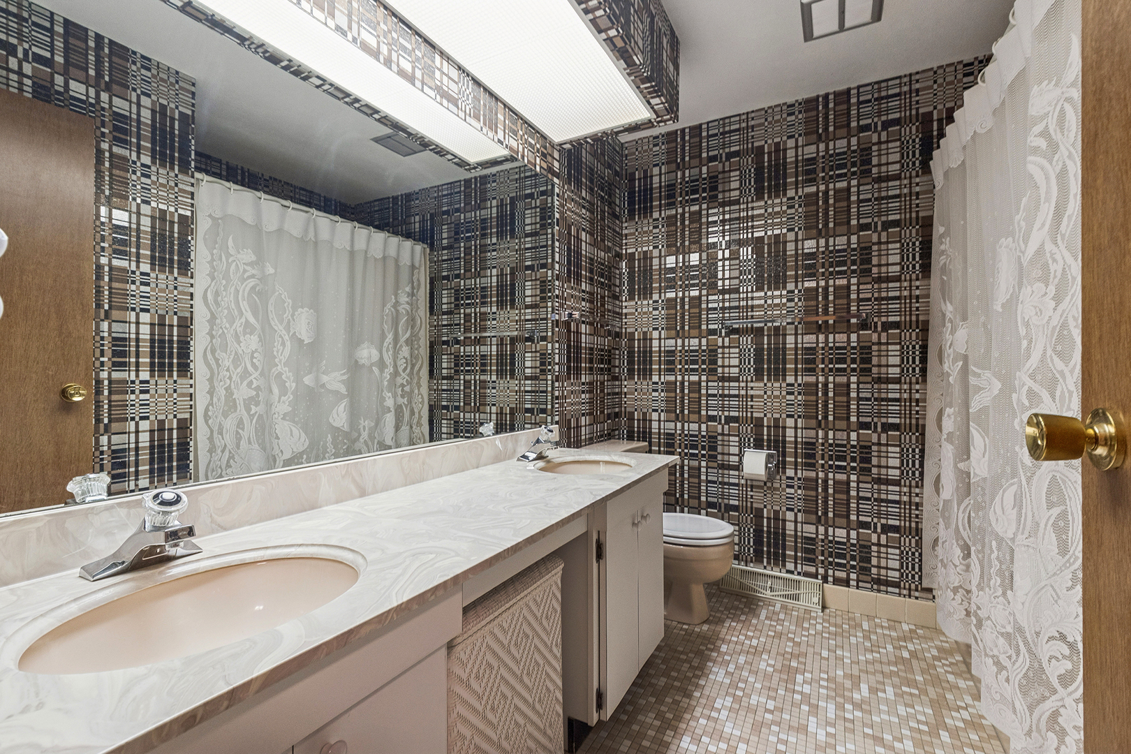 2 Vermont Circle Bolingbrook, IL 60440 - Photo 16 of 19 a bathroom with a sink a toilet and shower