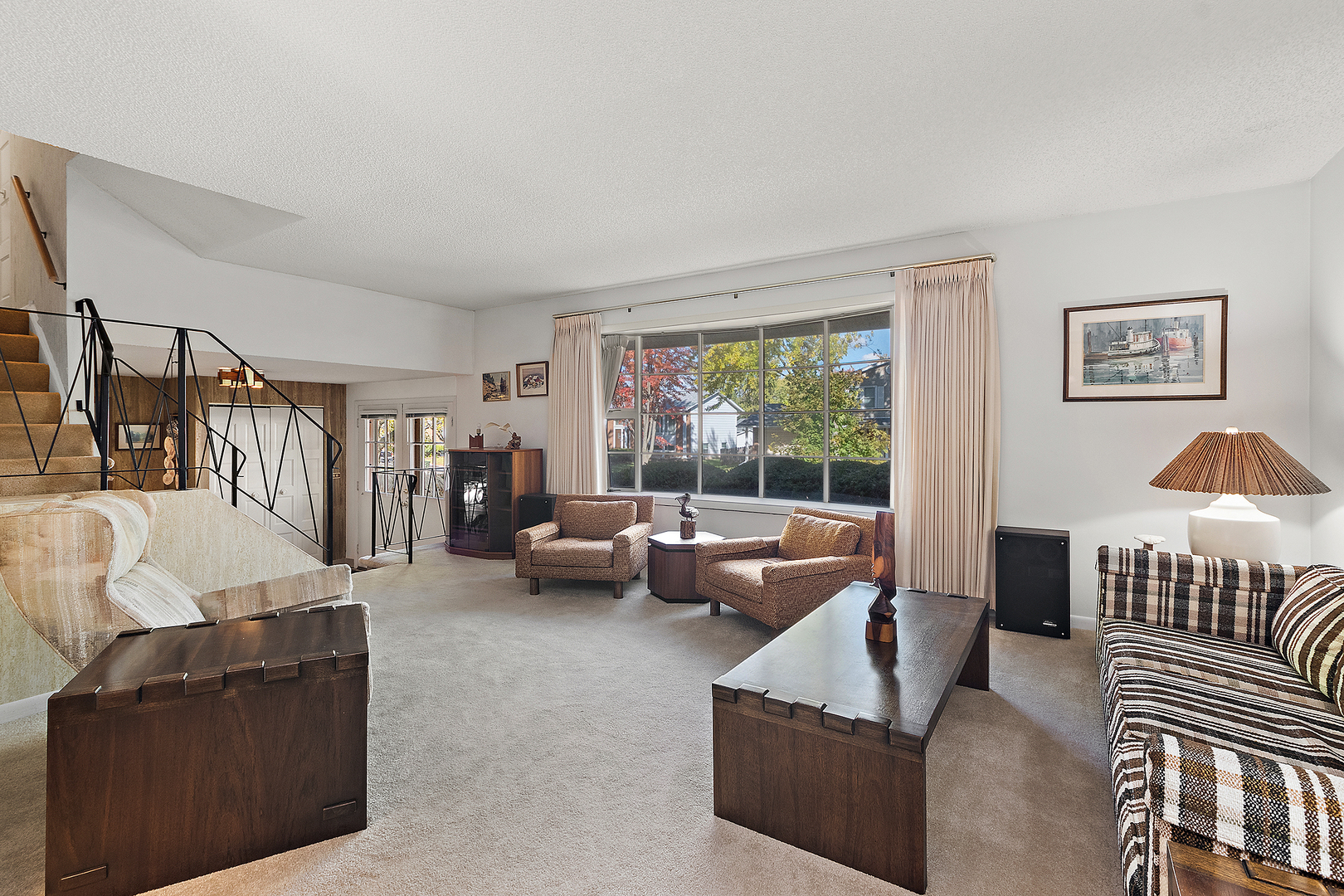 2 Vermont Circle Bolingbrook, IL 60440 - Photo 4 of 19 a living room with furniture and a large window