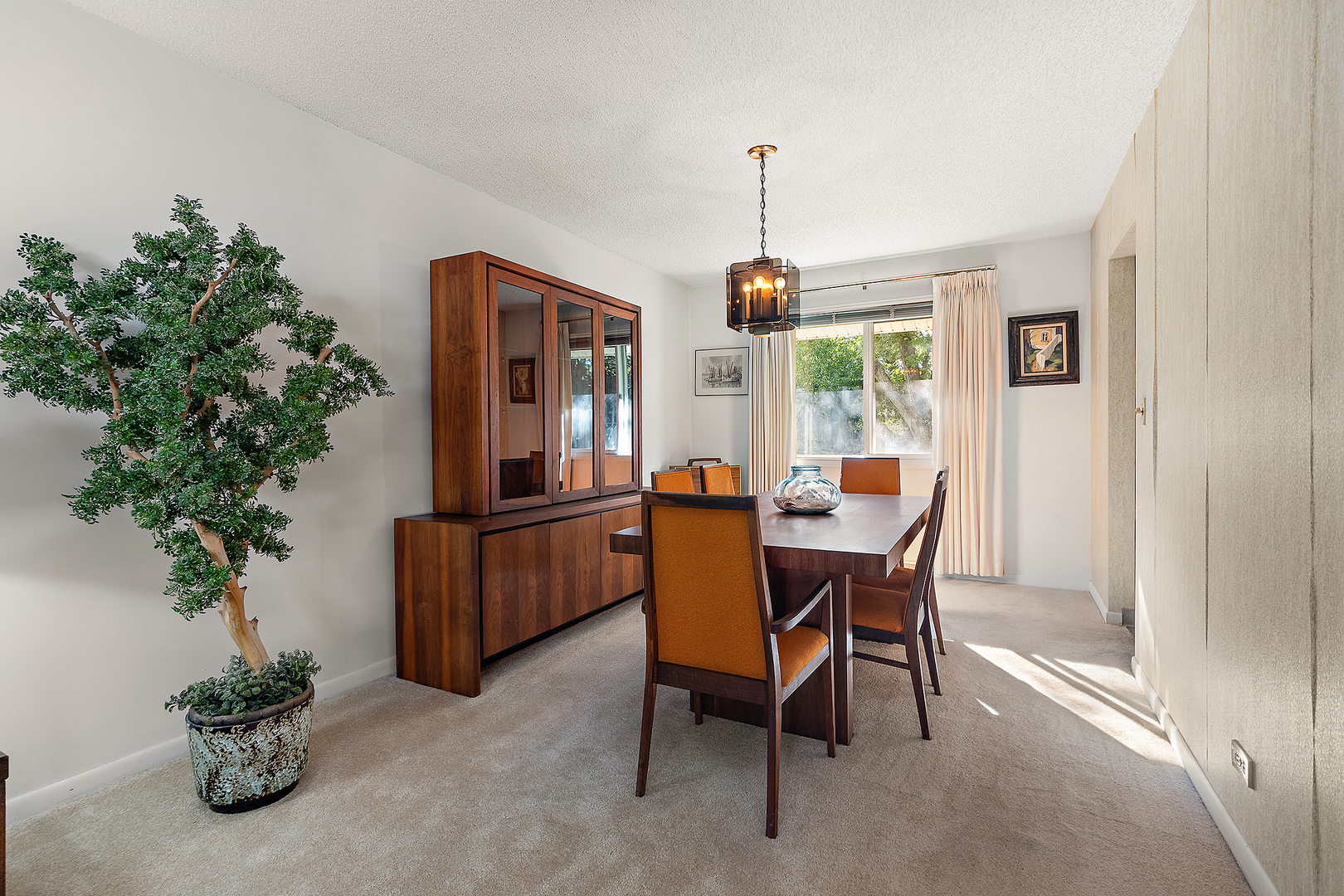 2 Vermont Circle Bolingbrook, IL 60440 - Photo 5 of 19 a dining room with furniture and window