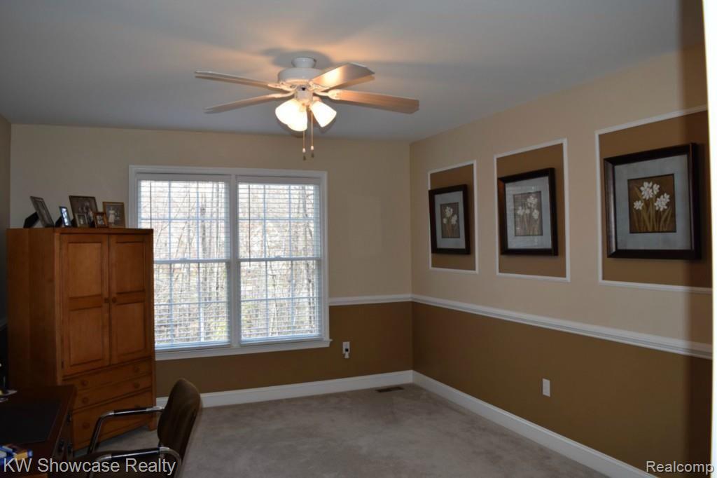 49609 Timber Trail Novi, MI 48374 - Photo 22 of 25