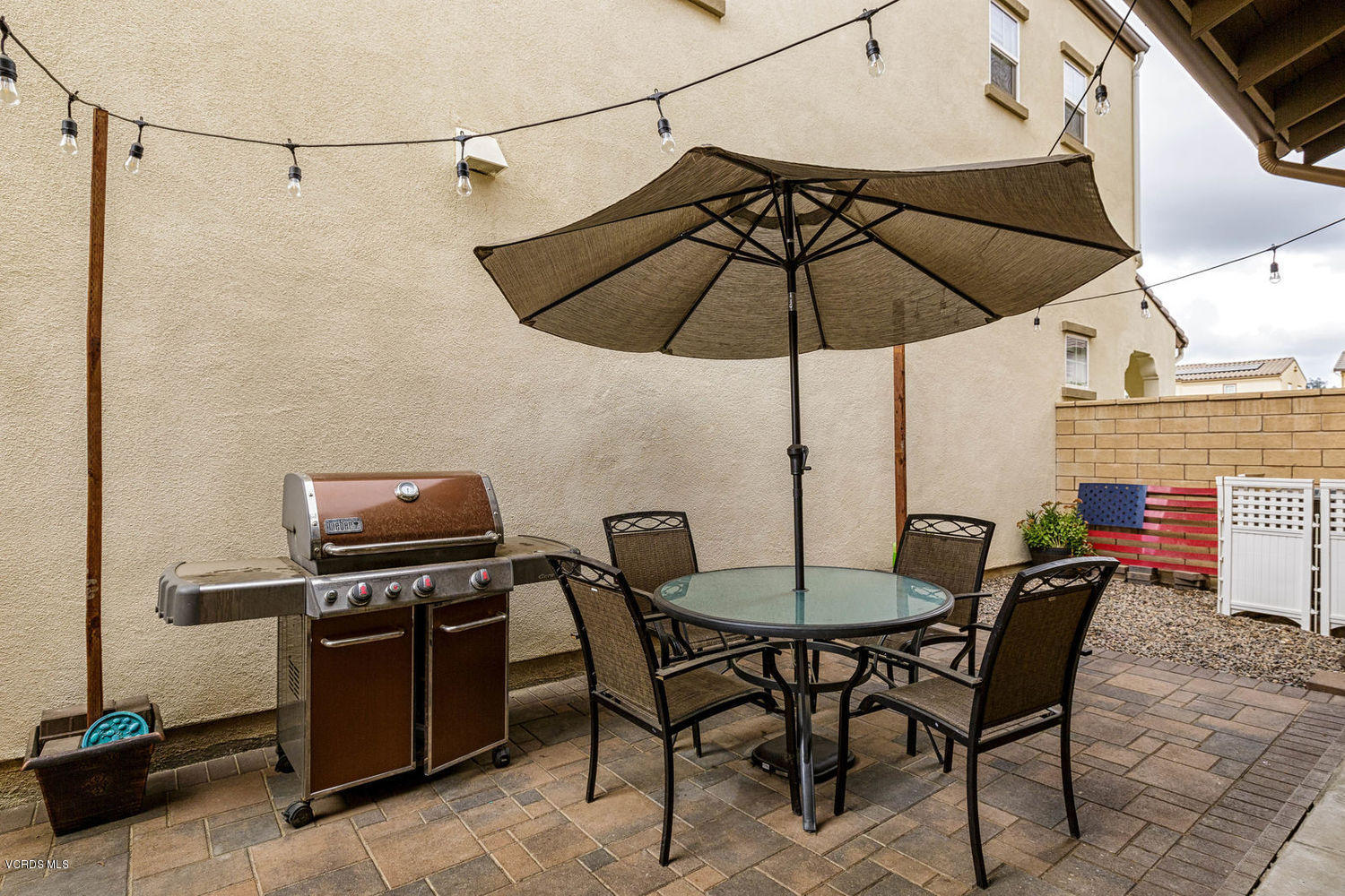 184 Stonegate Road Camarillo, CA 93010 - Photo 10 of 22 10_patio_access