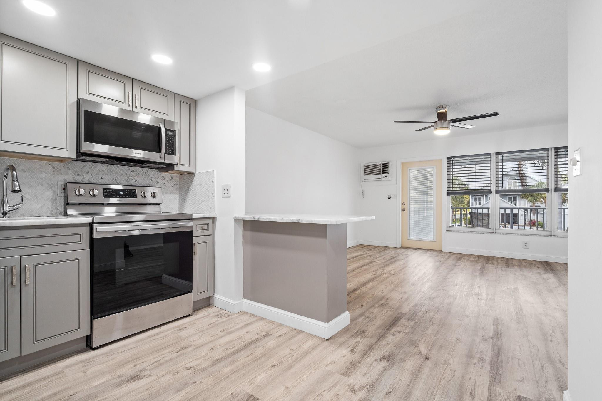 1110 North Riverside Drive, Unit 20 Pompano Beach, FL 33062 - Photo 24 of 34 Photo 24