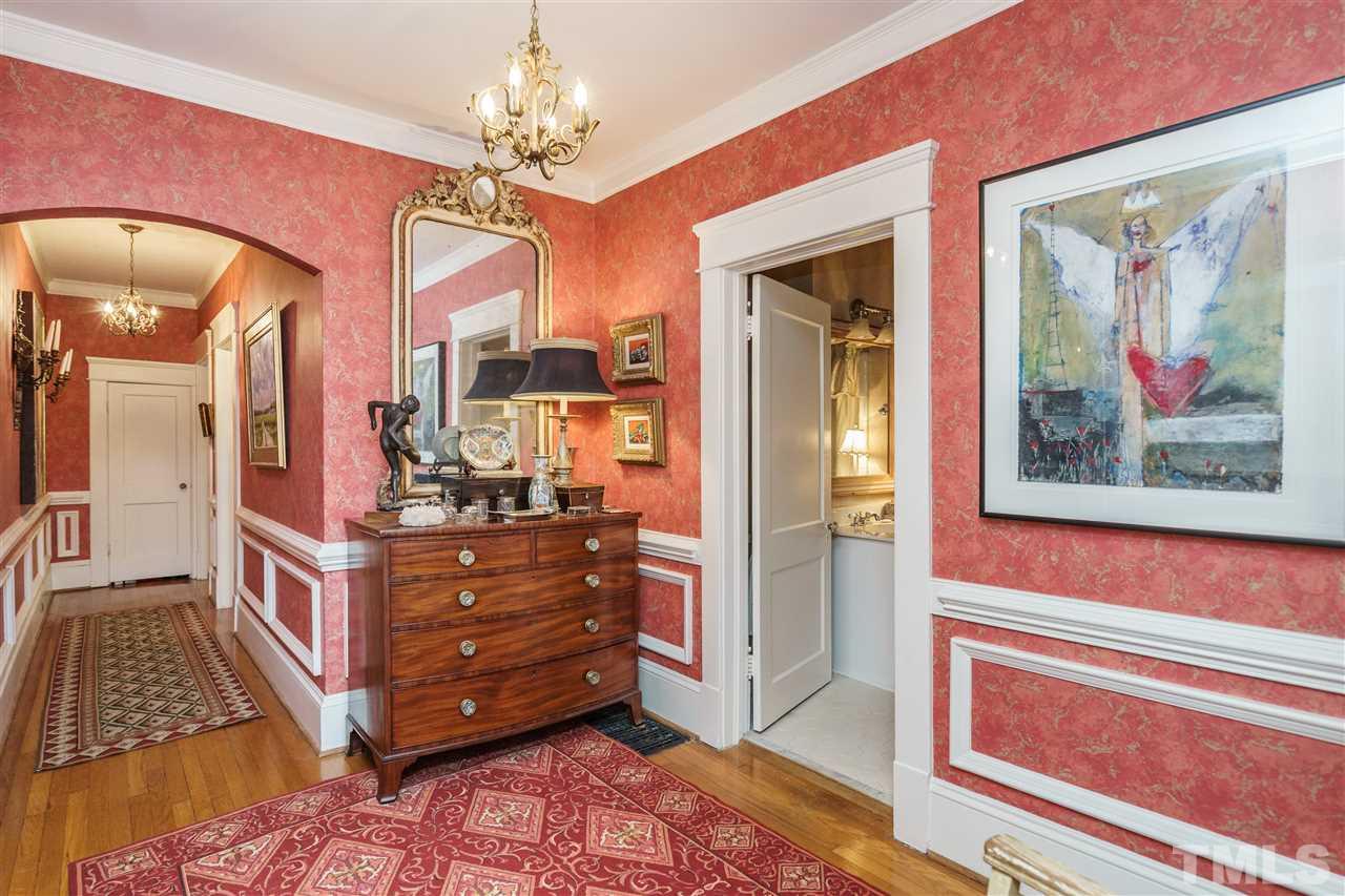 2213 Creston Road Raleigh, NC 27608 - Photo 12 of 24