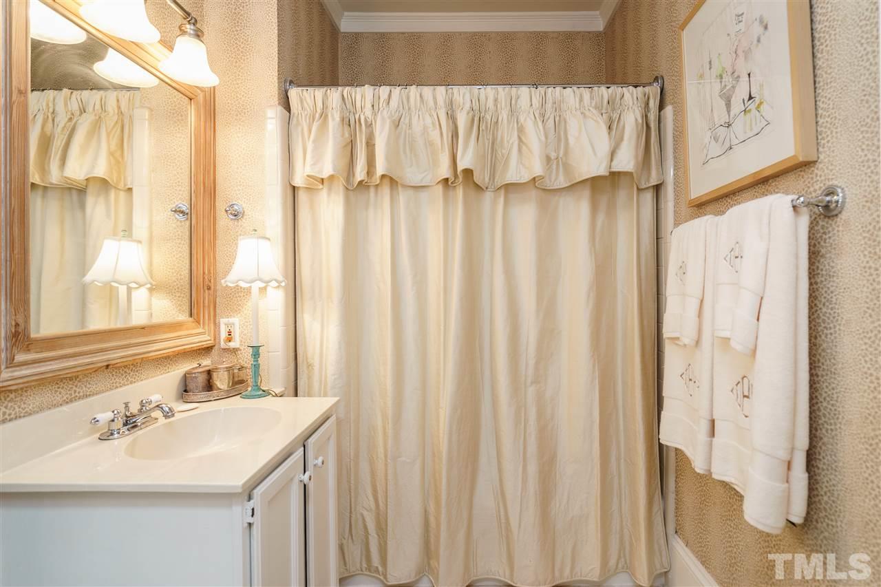 2213 Creston Road Raleigh, NC 27608 - Photo 16 of 24