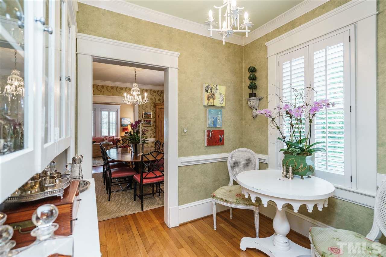2213 Creston Road Raleigh, NC 27608 - Photo 8 of 24
