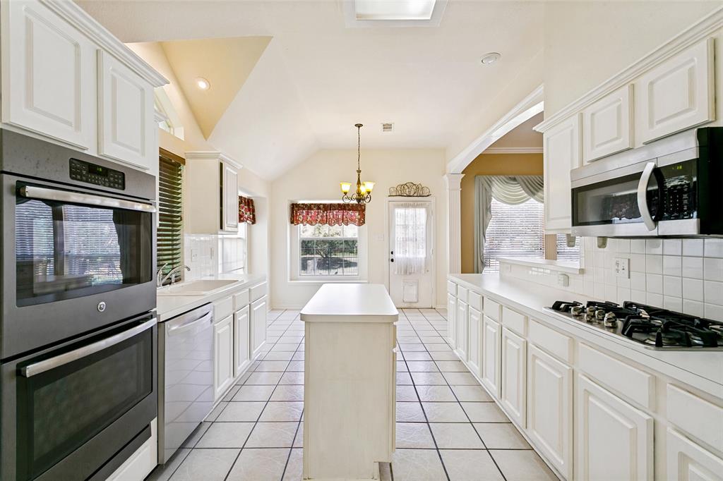 2321 Loon Lake Road Denton, TX 76210 - Photo 11 of 26 Gallery Image 11