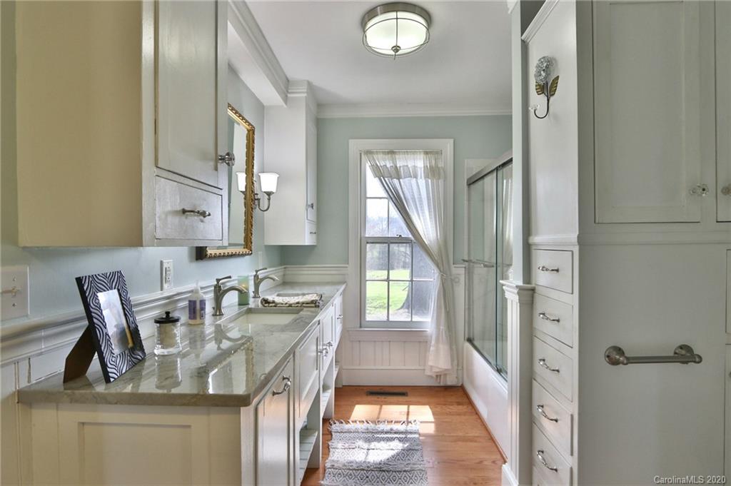 2945 Nesting Goose Road Yadkinville, NC 27055 - Photo 12 of 30 Gallery Image 12
