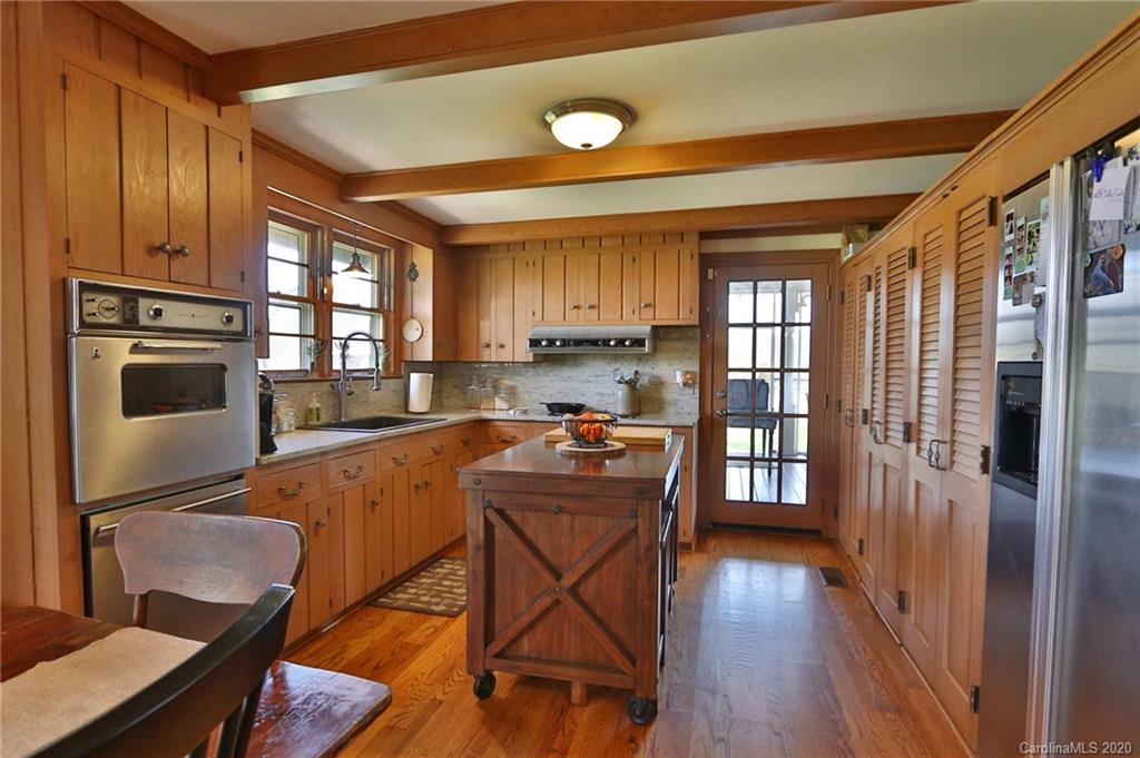 2945 Nesting Goose Road Yadkinville, NC 27055 - Photo 6 of 30 Gallery Image 6