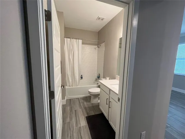 a view of an entryway