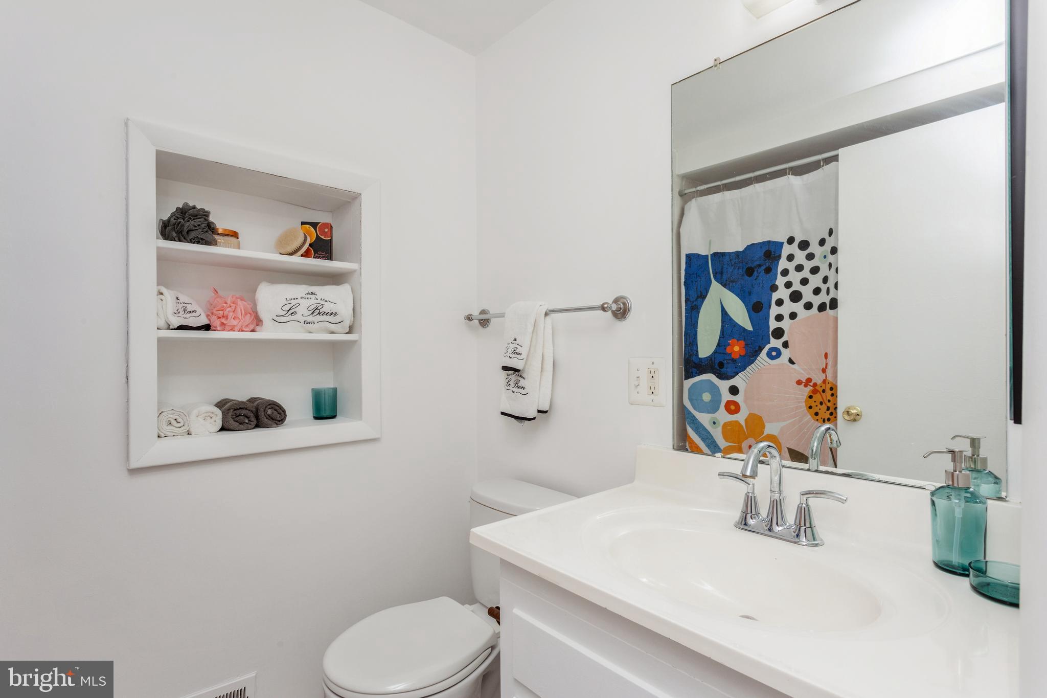 2417 Countryside Drive Silver Spring, MD 20905 - Photo 30 of 54 Full Bath