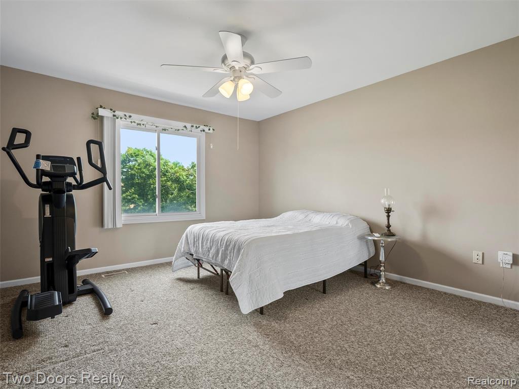 2239 Crystal Drive Rochester Hills, MI 48309 - Photo 32 of 42