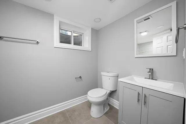 $409,900 | 9624 West Shore Drive, Oak Lawn, IL 60453