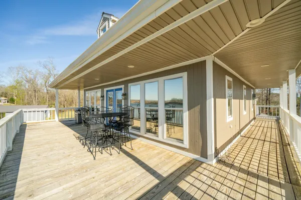 a view of a house with swimming pool