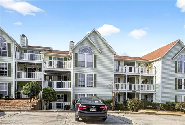 a car parked in front of a building