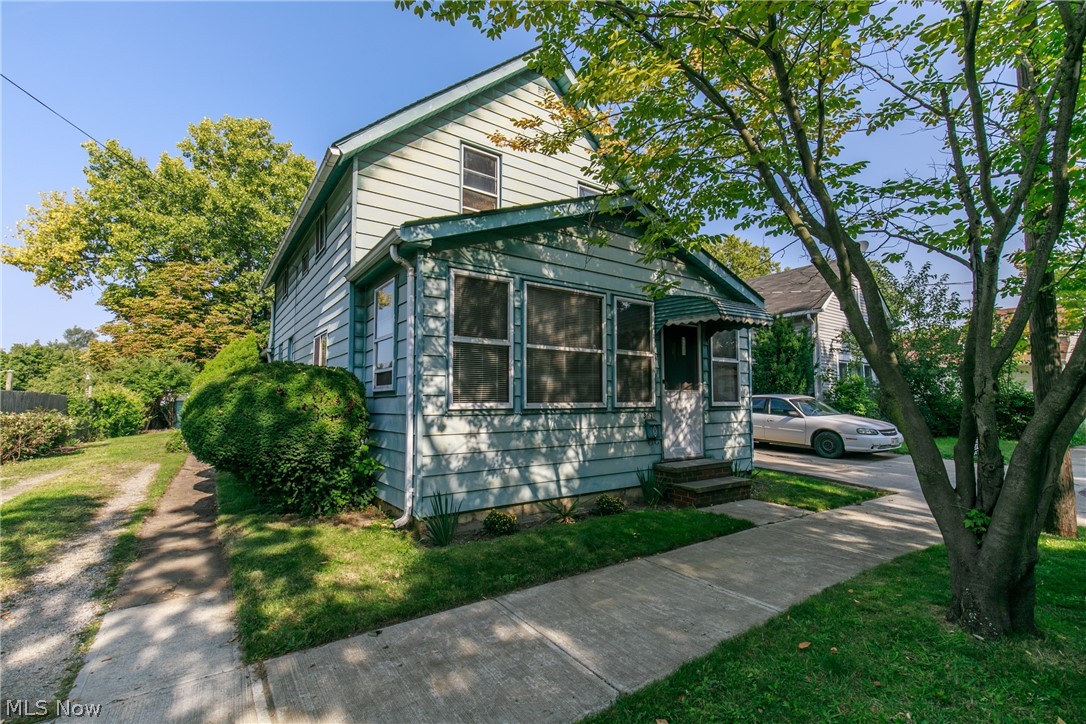 3610 Sykora Road Cleveland, OH 44105 - Photo 2 of 35 Gallery Image 2