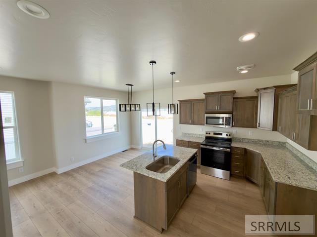 1018 Alpine Avenue Chubbuck, ID 83202 - Photo 7 of 28