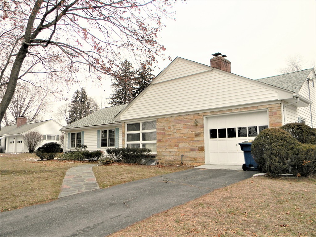 78 Tatham Hill Road West Springfield, MA 01089 - Photo 2 of 22 Gallery Image 2