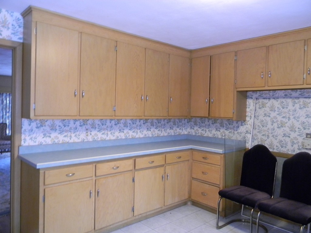 78 Tatham Hill Road West Springfield, MA 01089 - Photo 8 of 22 Gallery Image 8
