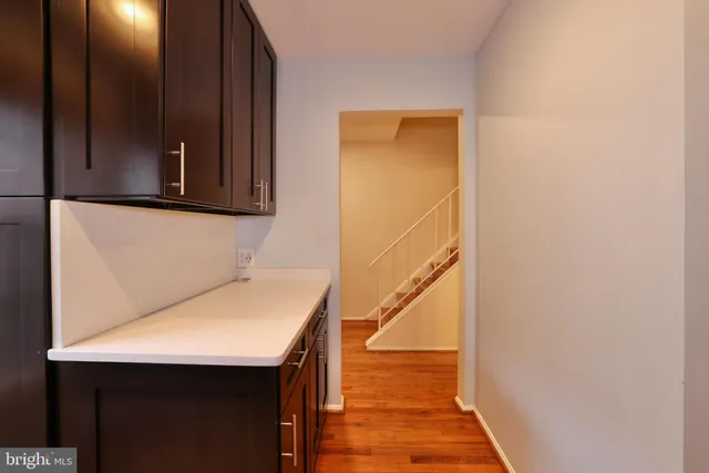 $3,300 | 935 South Rolfe Street, Unit 2, Arlington, VA 22204