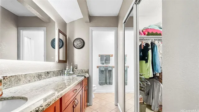 $1,499,000 | 98-1421 Onikiniki Place, Unit 5, Aiea, HI 96701