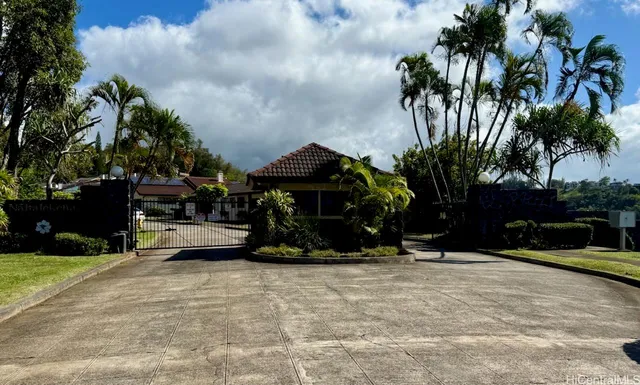 $1,499,000 | 98-1421 Onikiniki Place, Unit 5, Aiea, HI 96701