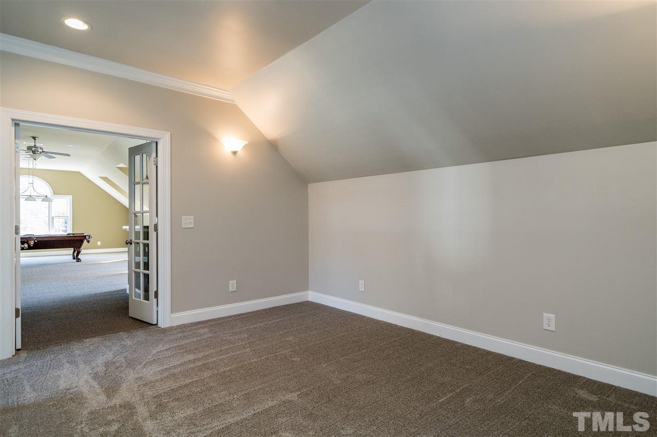 412 Hillcrest Road Apex, NC 27502 - Photo 19 of 30 Gallery Image 19