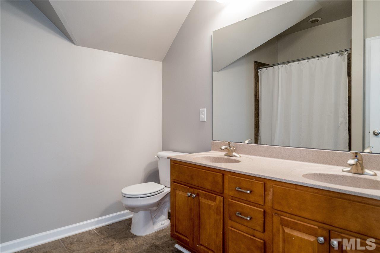 412 Hillcrest Road Apex, NC 27502 - Photo 21 of 30 Gallery Image 21