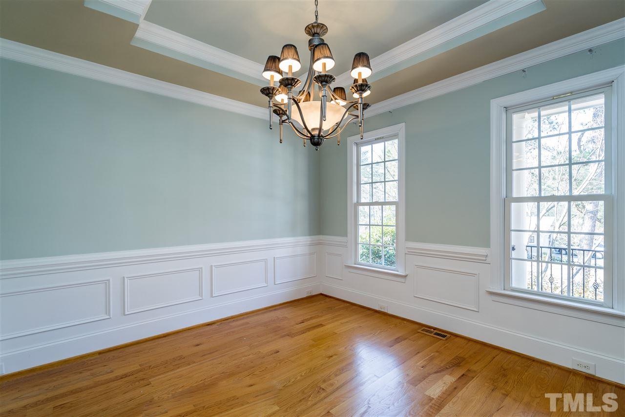 412 Hillcrest Road Apex, NC 27502 - Photo 4 of 30 Gallery Image 4