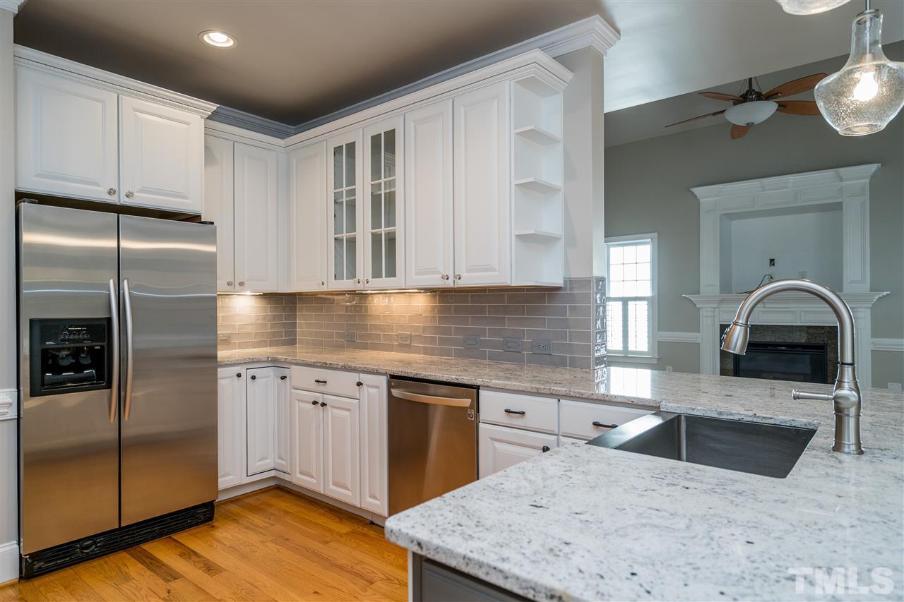 412 Hillcrest Road Apex, NC 27502 - Photo 9 of 30 Gallery Image 9