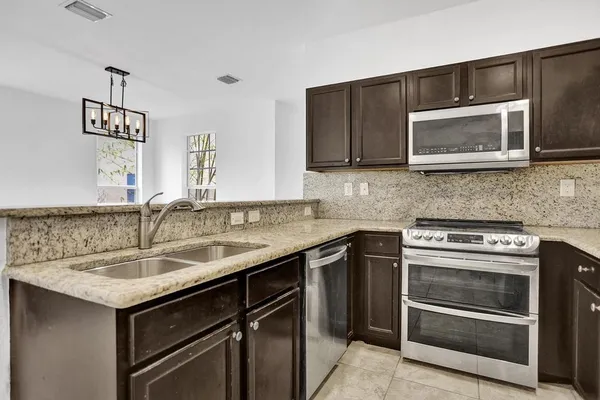 $3,500 | 9081 Southwest 169th Court, Miami, FL 33196