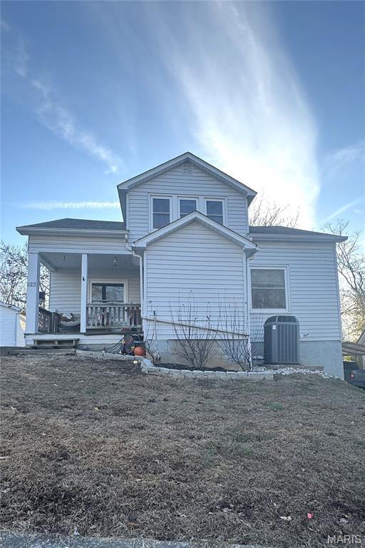 229 Light Street Chester, IL 62233 - Photo 2 of 38