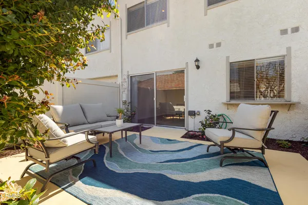 $704,900 | 272 Green Moor Place, Thousand Oaks, CA 91361