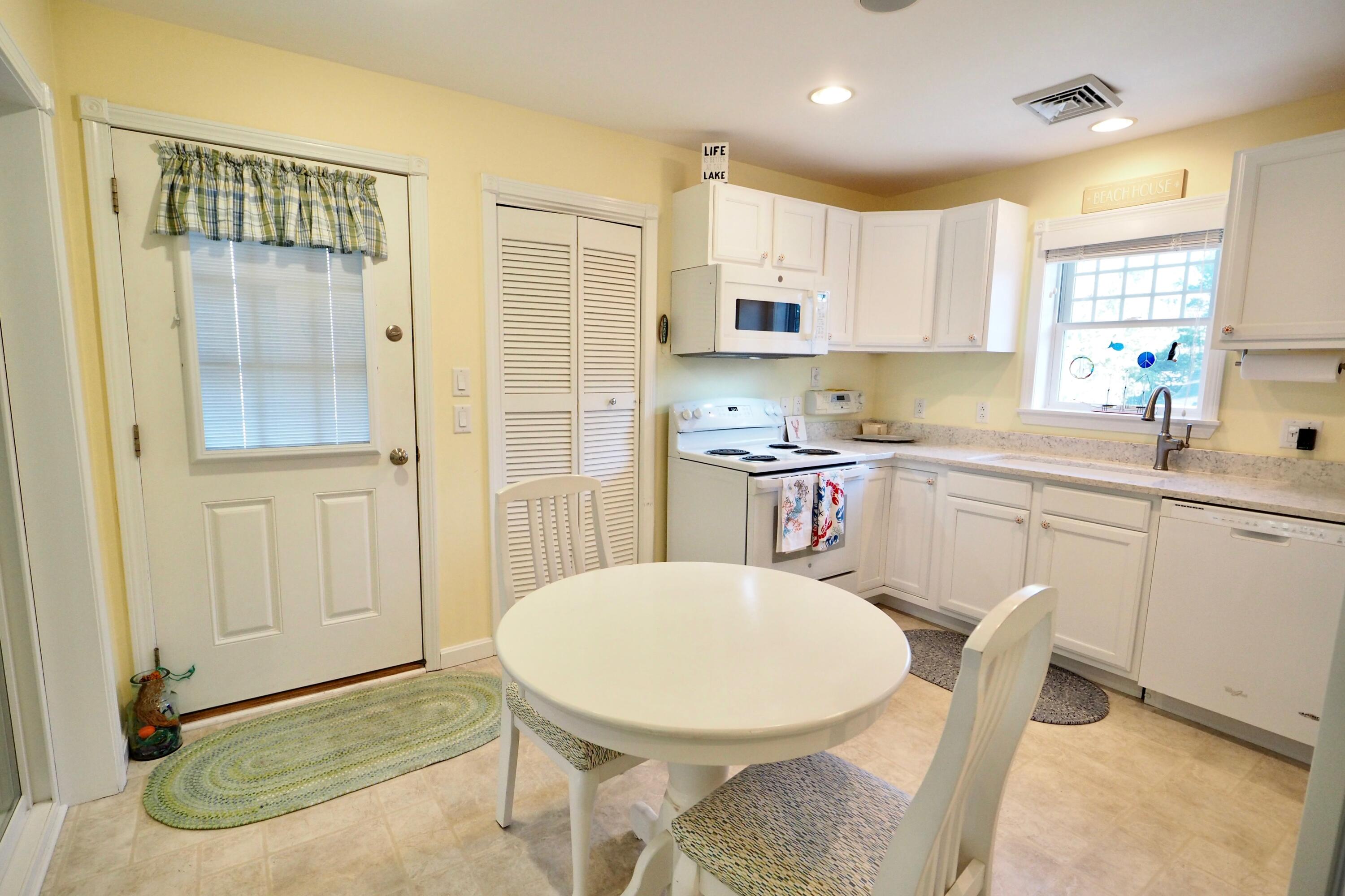 412 Post Road, Unit D6 Wells, ME 04090 - Photo 4 of 25 P1011769