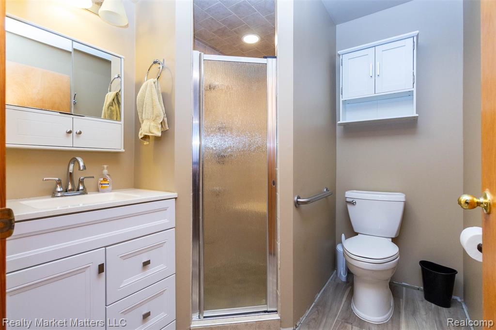 4951 Laur Road North Branch, MI 48461 - Photo 18 of 36