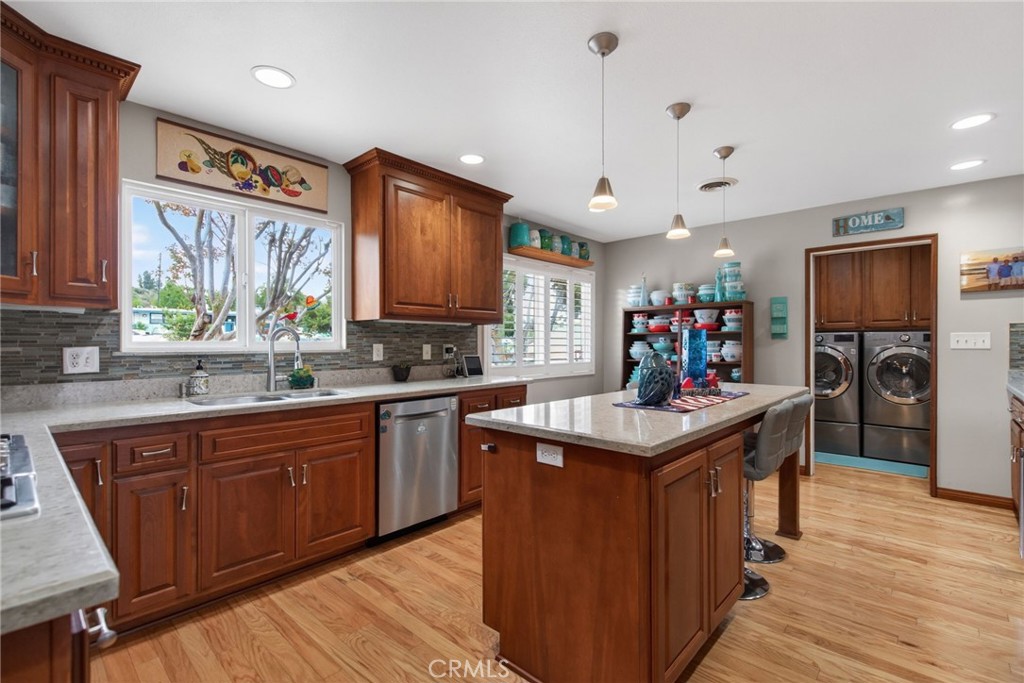 5323 Falkirk Avenue Riverside, CA 92506 - Photo 14 of 43