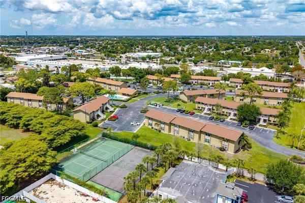 $1,189 | 4777 Orange Grove Boulevard, Unit 6, North Fort Myers, FL 33903
