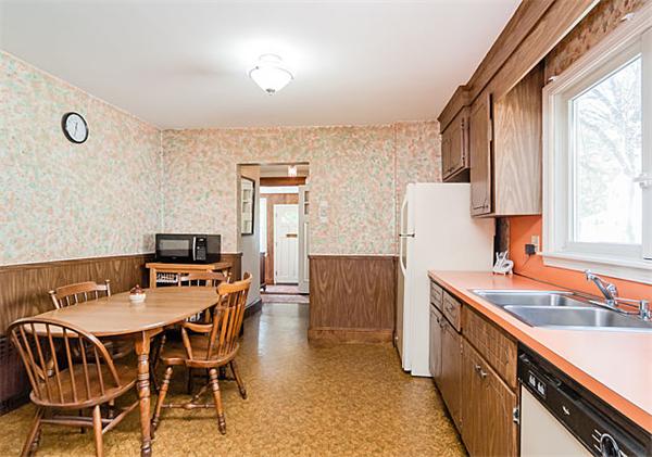 75 Bonad Road West Roxbury, MA 02132 - Photo 9 of 20 Gallery Image 9
