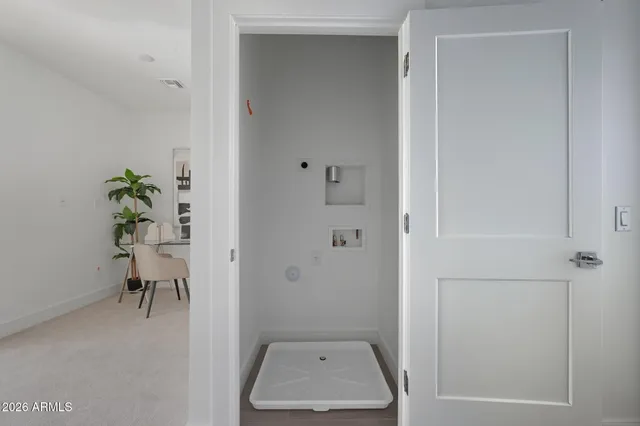 $2,450 | 8137 East Brown Road, Unit 101, Mesa, AZ 85207