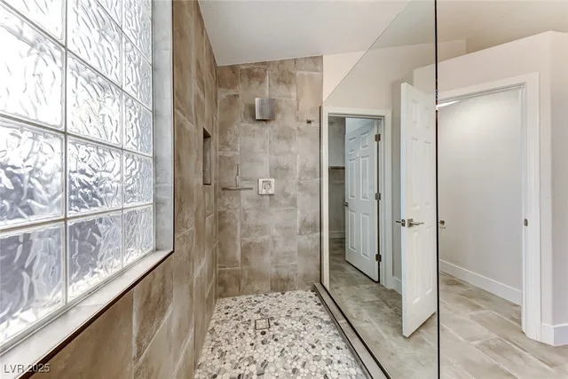 $2,600 | 2401 Flower Spring Street, Las Vegas, NV 89134