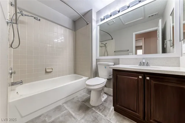 $2,600 | 2401 Flower Spring Street, Las Vegas, NV 89134