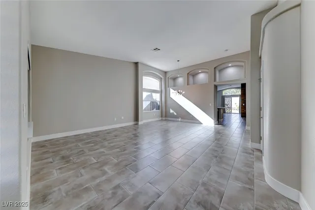 $2,600 | 2401 Flower Spring Street, Las Vegas, NV 89134