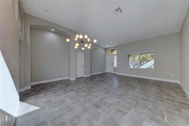 $2,600 | 2401 Flower Spring Street, Las Vegas, NV 89134