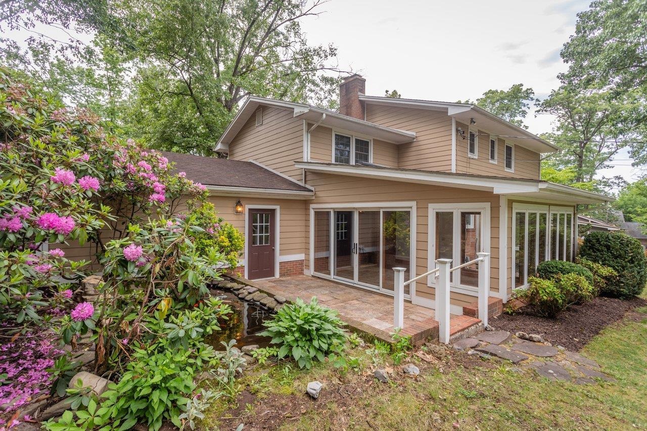 1104 Ridgewood Road Harrisonburg, VA 22801 - Photo 7 of 47