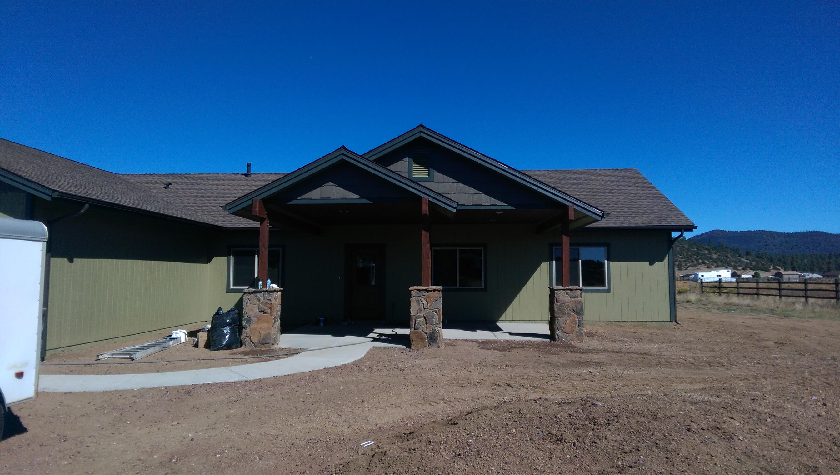 9860 North Bryant Road Flagstaff, AZ 86004 - Photo 3 of 39 IMAG0159_BURST002_COVER