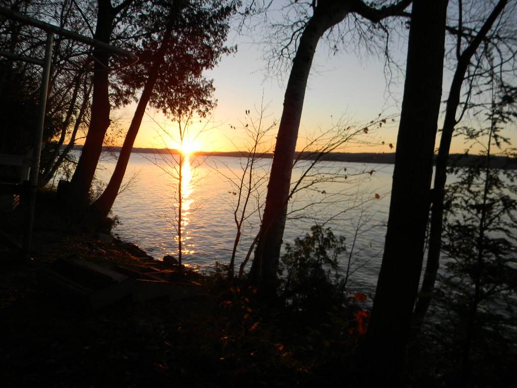 8210 South Lakeview Road Traverse City, MI 49684 - Photo 15 of 55 1817773-14.JPG