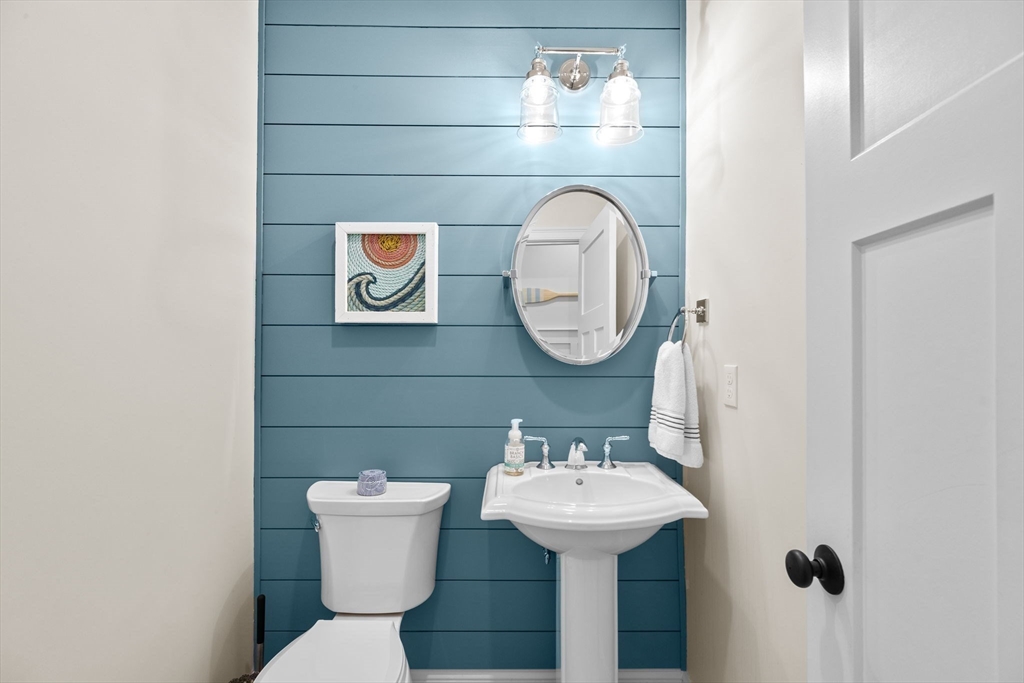 27 Farm Road Plymouth, MA 02360 - Photo 18 of 37 Gallery Image 18